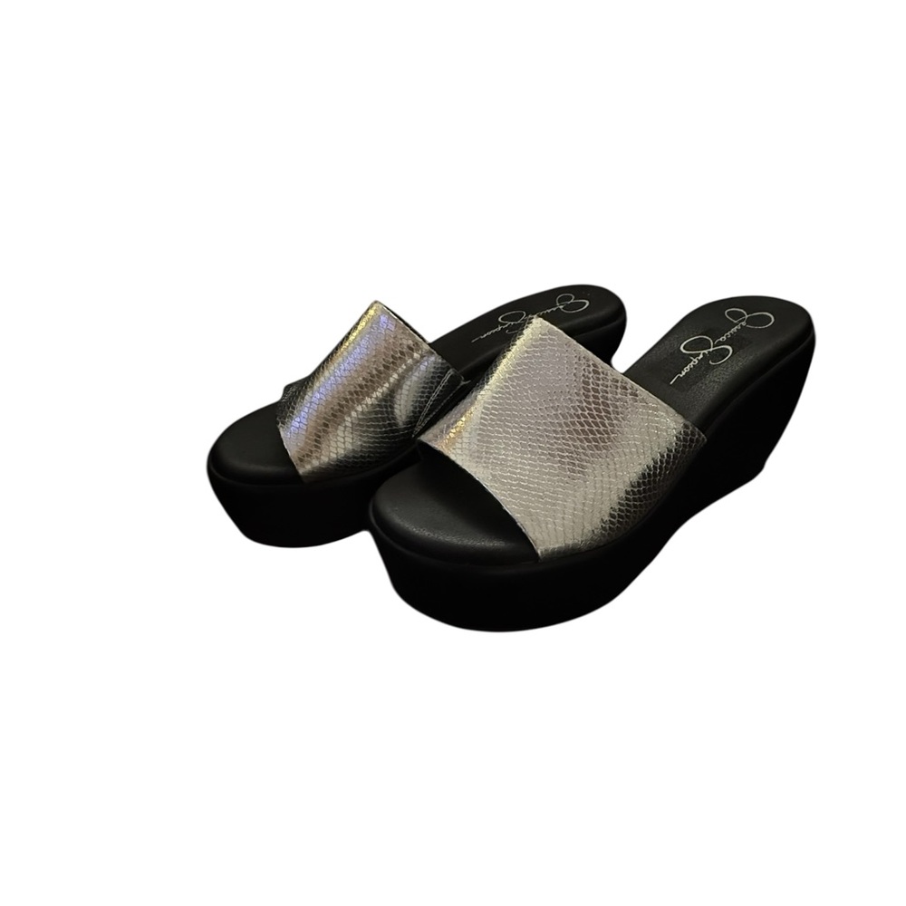 Jessica Simpson Black and Silver Platform Sandals